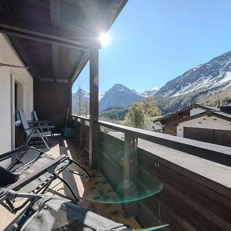 Appartement Hoefi By Vacations, Direkt Vor Den Skiliften Arosa-hoernli *