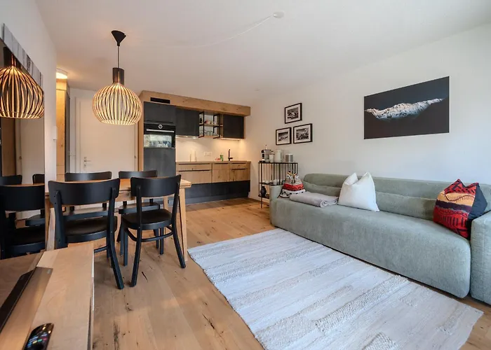 Hoefi By Vacations, Direkt Vor Den Skiliften Arosa-hoernli Apartment Arosa