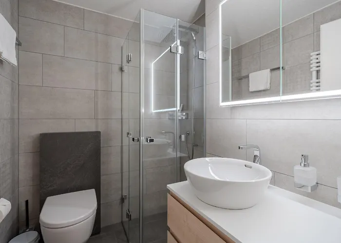 Apartment Hoefi By Vacations, Direkt Vor Den Skiliften Arosa-hoernli *