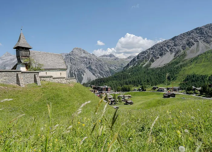 Hoefi By Vacations, Direkt Vor Den Skiliften Arosa-hoernli