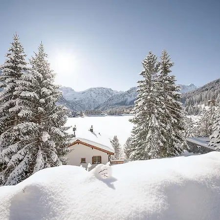 Hoefi By Vacations, Direkt Vor Den Skiliften Arosa-hoernli Apartman