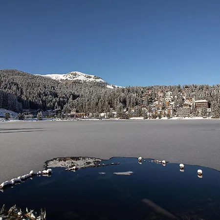 Hoefi By Vacations, Direkt Vor Den Skiliften Arosa-hoernli *